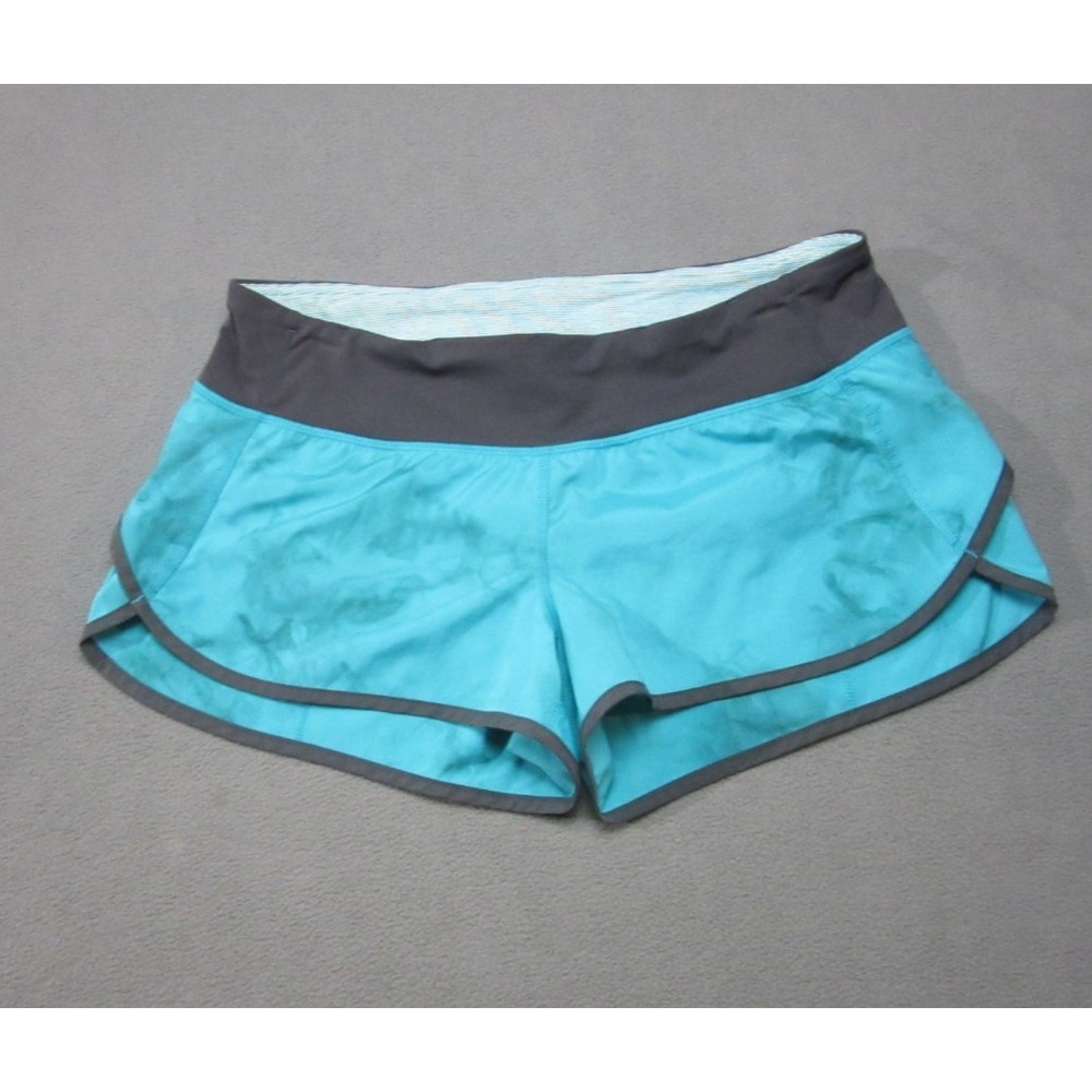 Lululemon Shorts Womens 8 Green 4 Way Stretch Athletica Run Speed Coolmax Logo